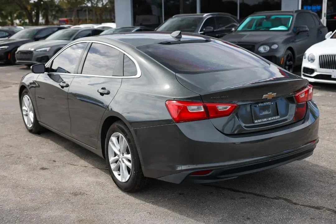 2017 Chevrolet Malibu - Image 5 of 12