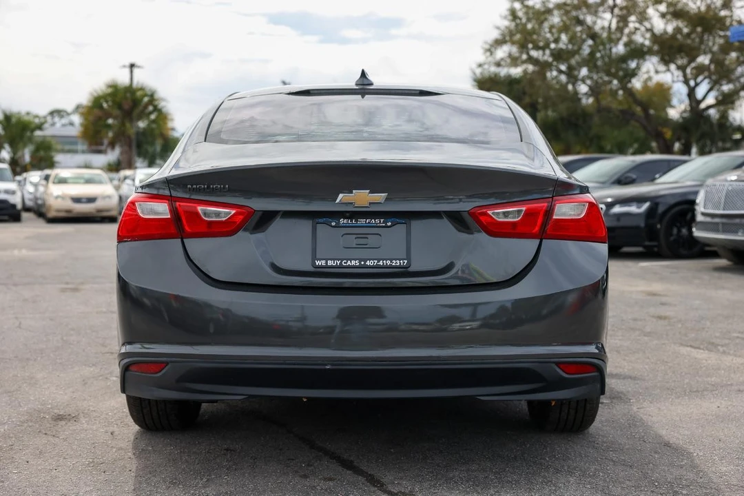 2017 Chevrolet Malibu - Image 7 of 12