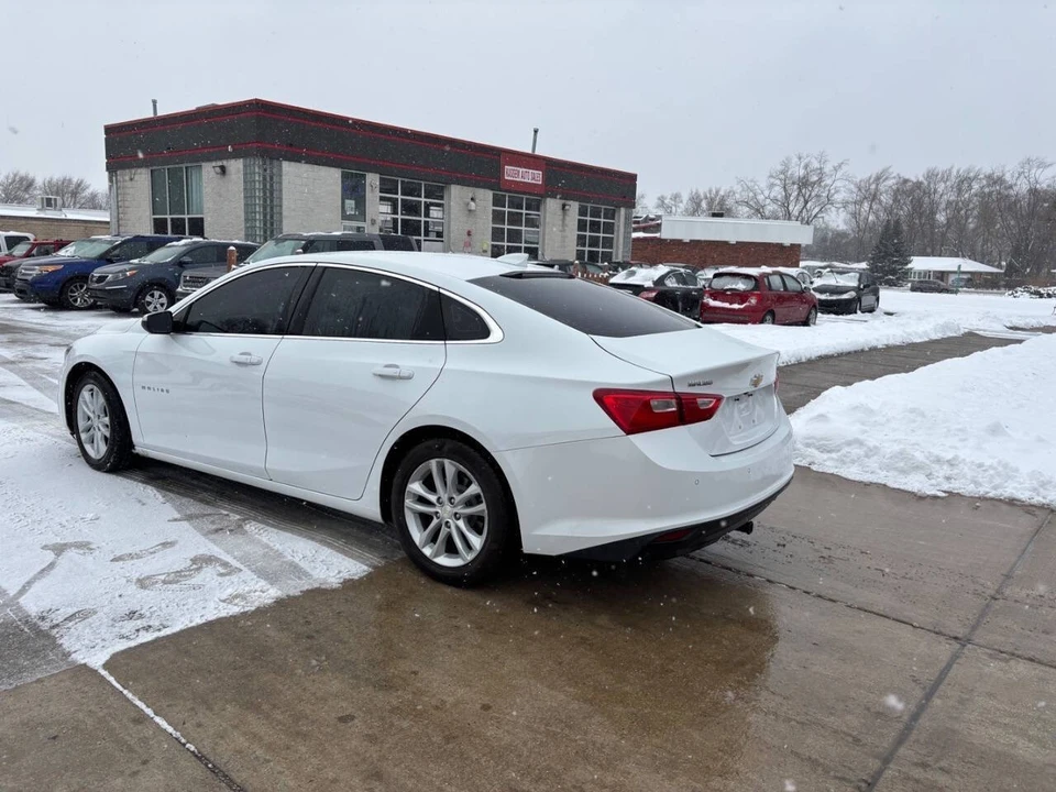 2017 Chevrolet Malibu - Image 13 of 21