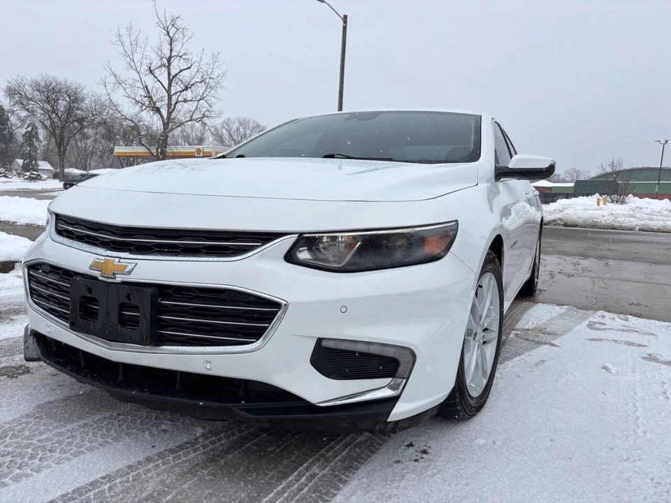 2017 Chevrolet Malibu - Image 3 of 21