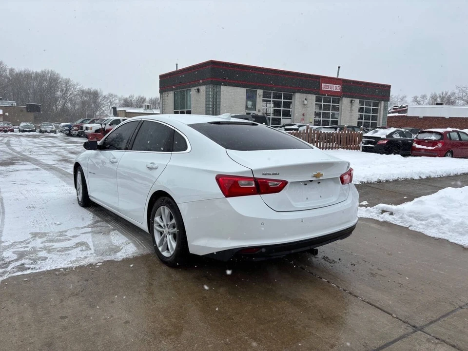 2017 Chevrolet Malibu - Image 16 of 21