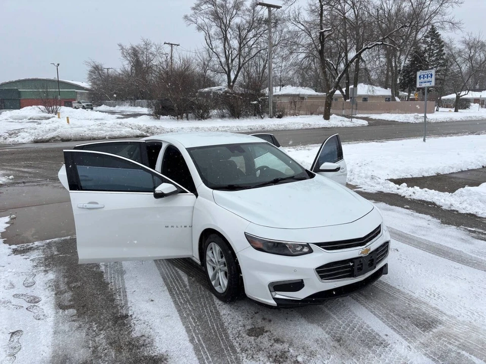 2017 Chevrolet Malibu - Image 17 of 21