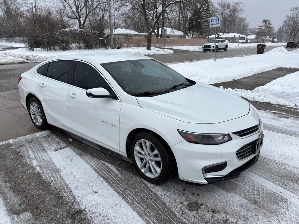 2017 Chevrolet Malibu - Image 7 of 21