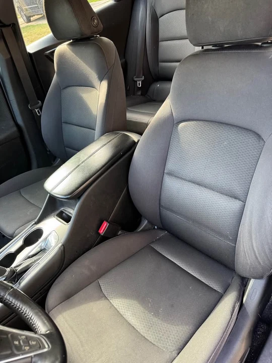 2017 Chevrolet Malibu - Image 10 of 11