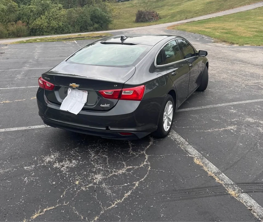 2017 Chevrolet Malibu - Image 3 of 11