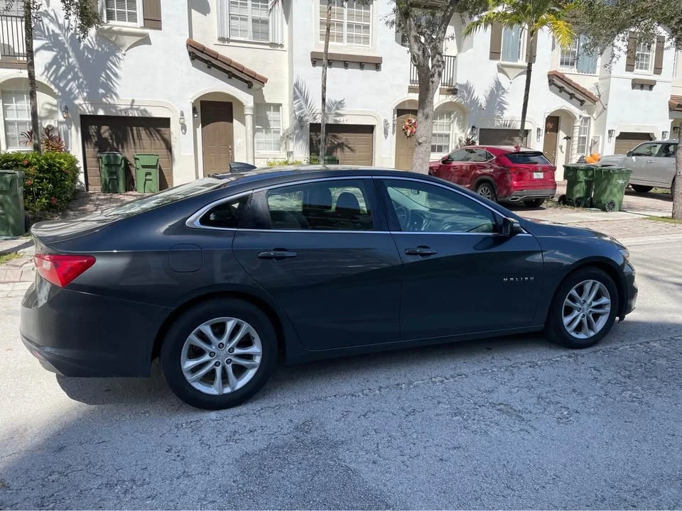 2017 Chevrolet Malibu - Image 3 of 7