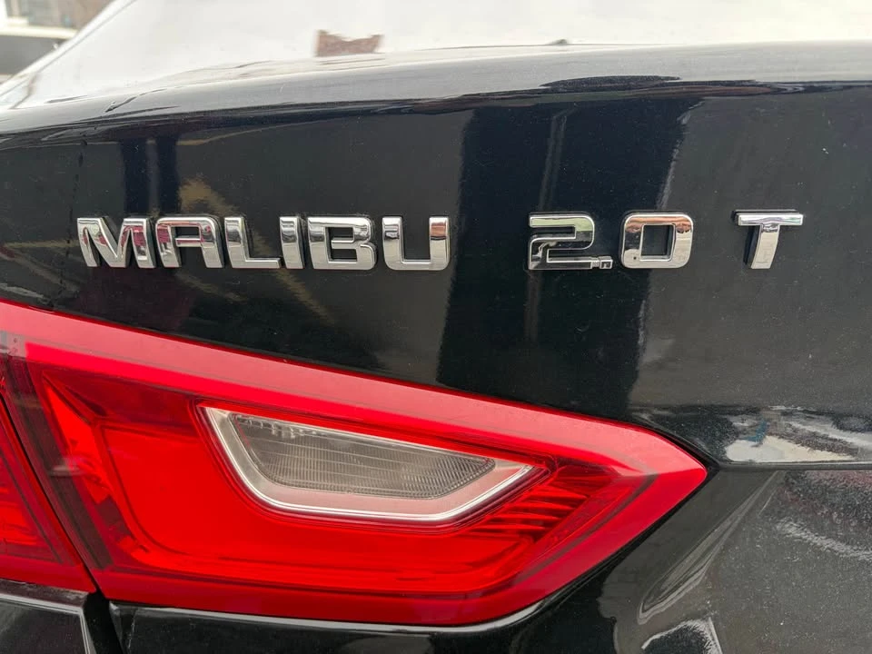 2017 Chevrolet Malibu - Image 5 of 15
