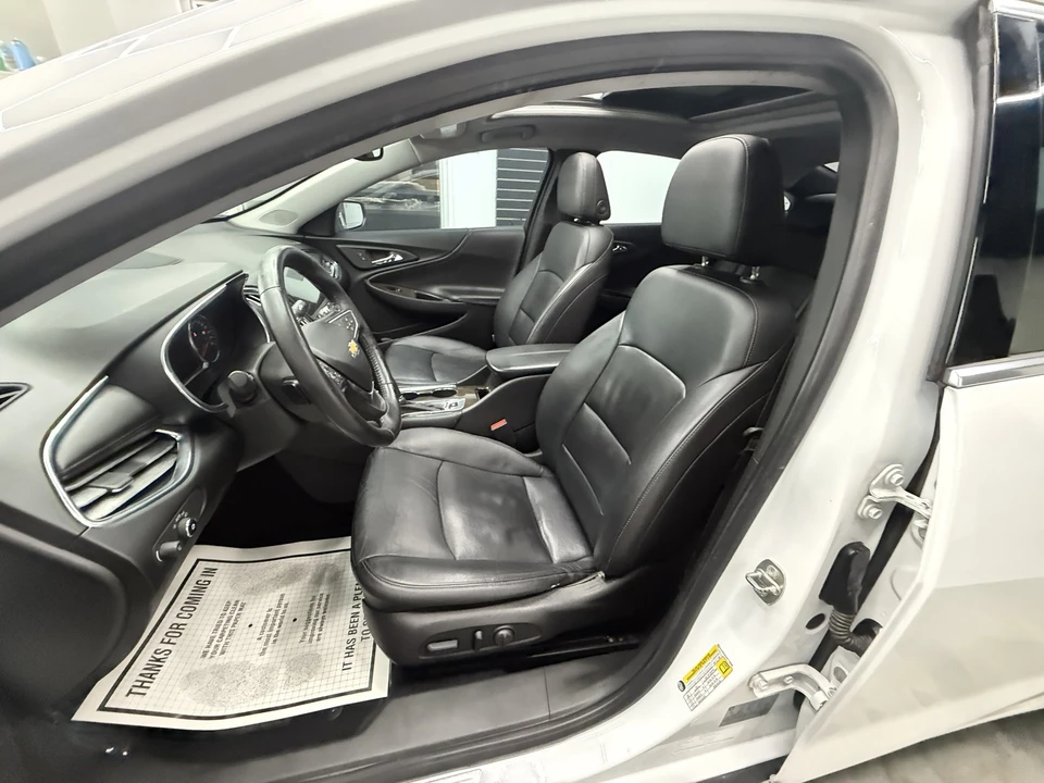 2017 Chevrolet Malibu - Image 13 of 21