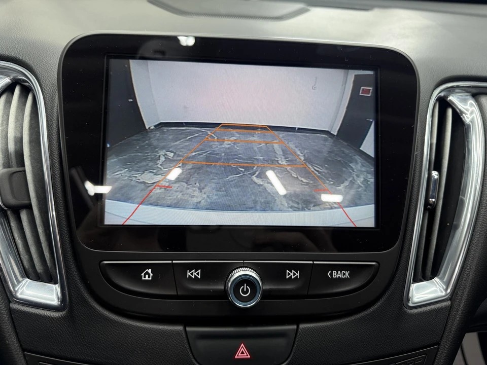 2017 Chevrolet Malibu - Image 16 of 21