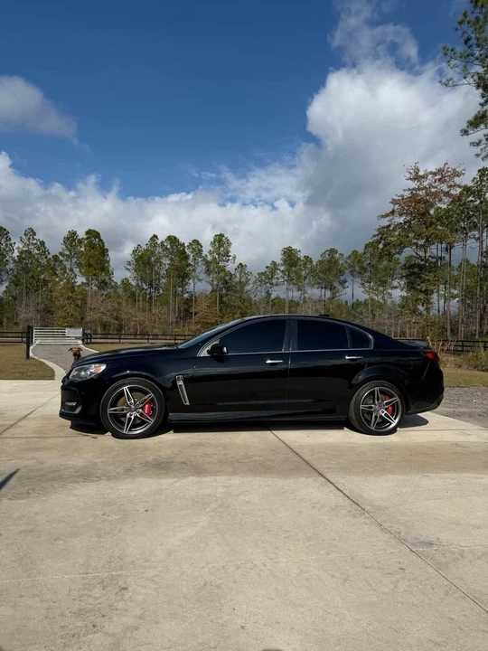 2017 Chevrolet SS - Image 2 of 12