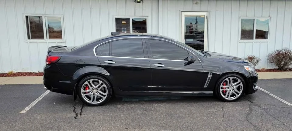 2017 Chevrolet SS - Image 2 of 3