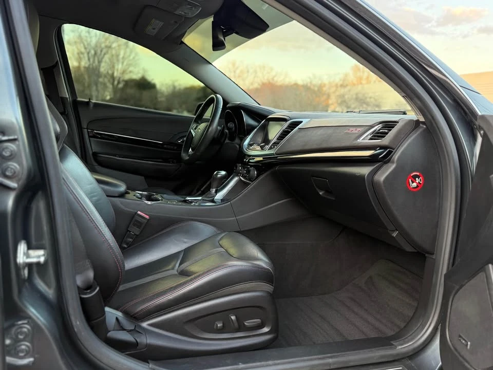 2017 Chevrolet SS - Image 14 of 19