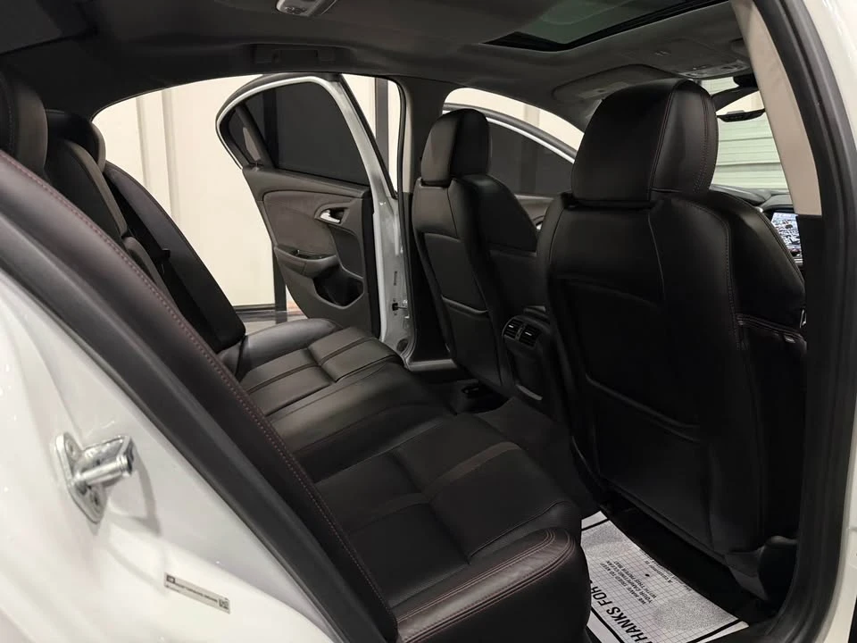 2017 Chevrolet SS - Image 15 of 18