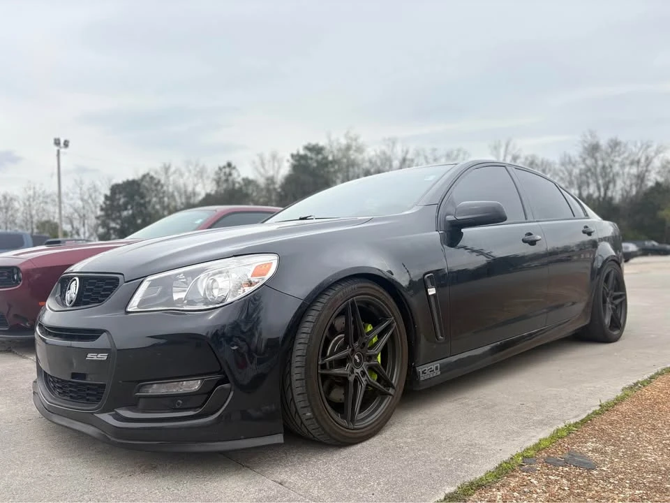 2017 Chevrolet SS - Image 8 of 9