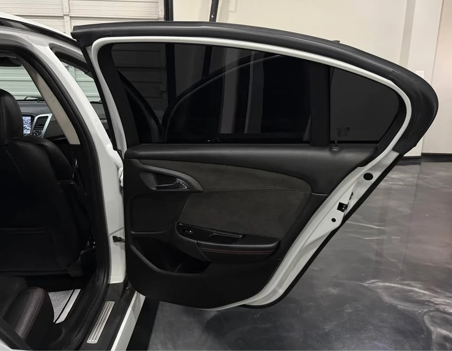2017 Chevrolet SS - Image 16 of 18