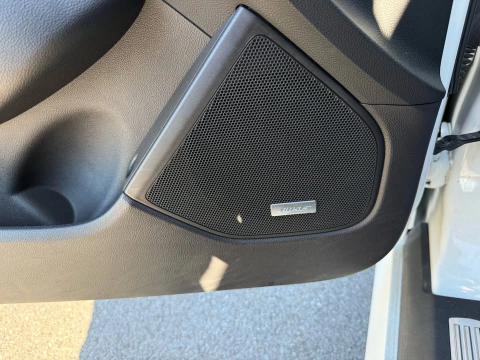2017 Chevrolet SS - Image 16 of 20