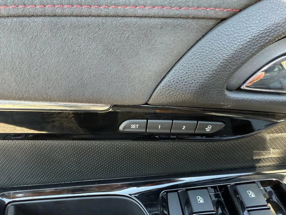 2017 Chevrolet SS - Image 18 of 20