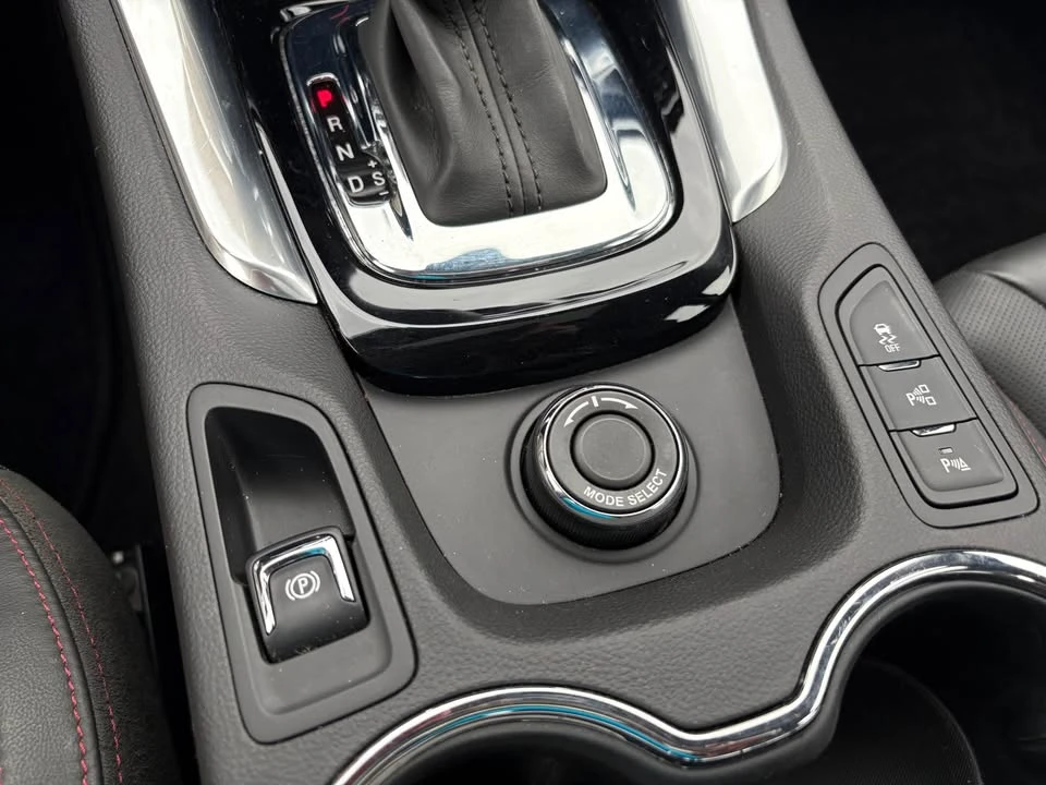 2017 Chevrolet SS - Image 9 of 14