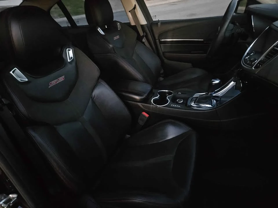 2017 Chevrolet SS - Image 14 of 18
