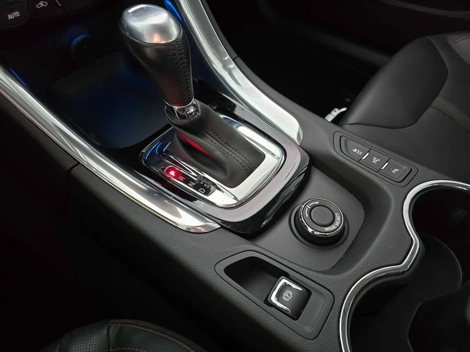 2017 Chevrolet SS - Image 8 of 10