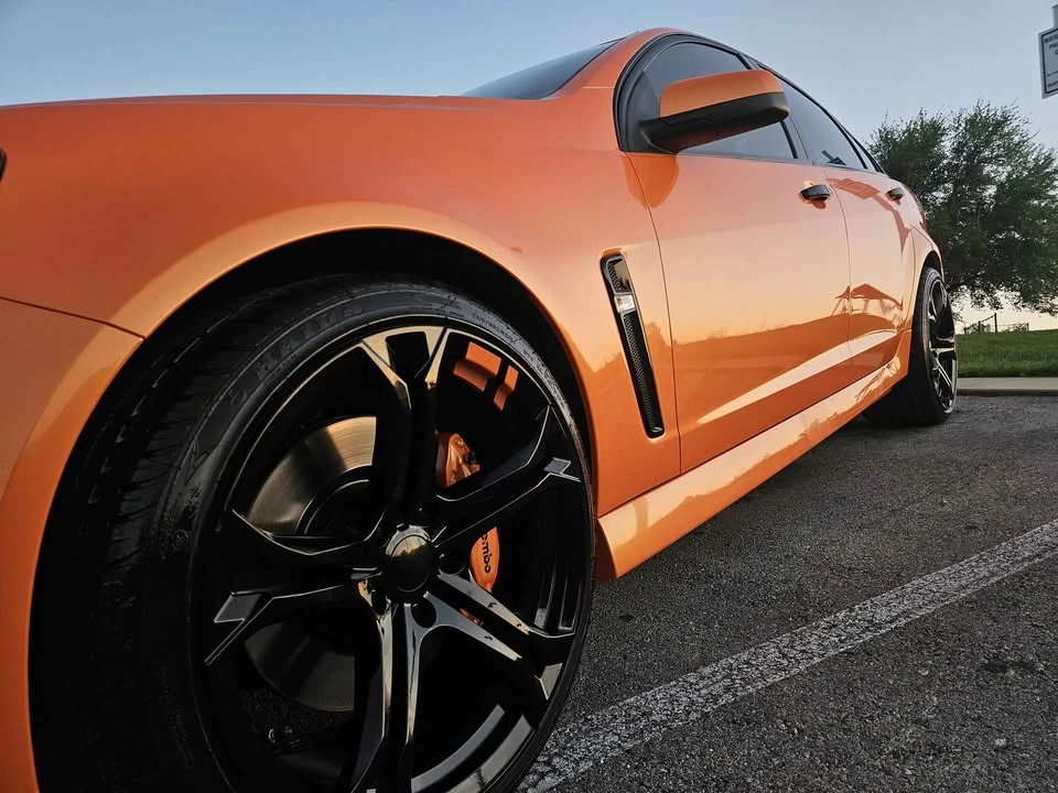 2017 Chevrolet SS - Image 2 of 18