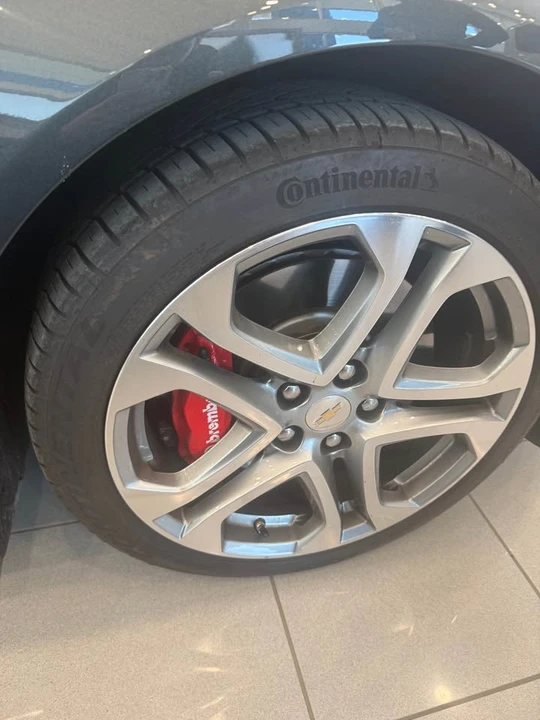 2017 Chevrolet SS - Image 8 of 16