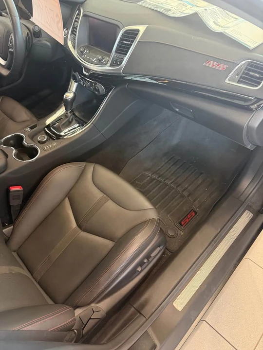 2017 Chevrolet SS - Image 12 of 16