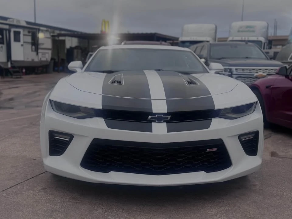 2017 Chevrolet SS - Image 2 of 9