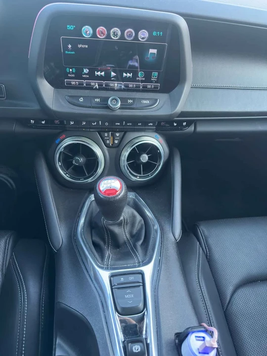 2017 Chevrolet SS - Image 4 of 9