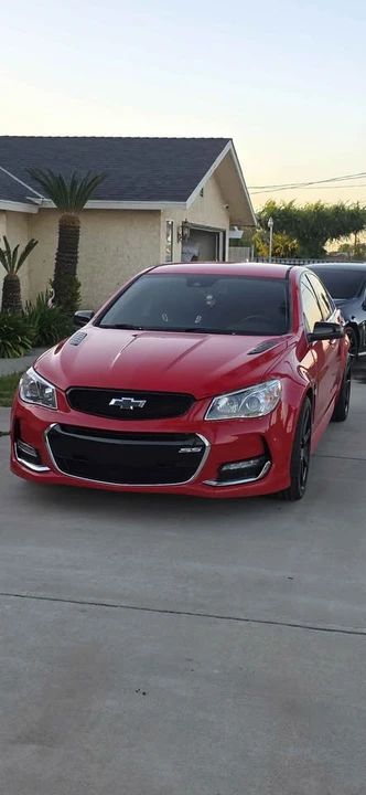 2017 Chevrolet SS - Image 2 of 8