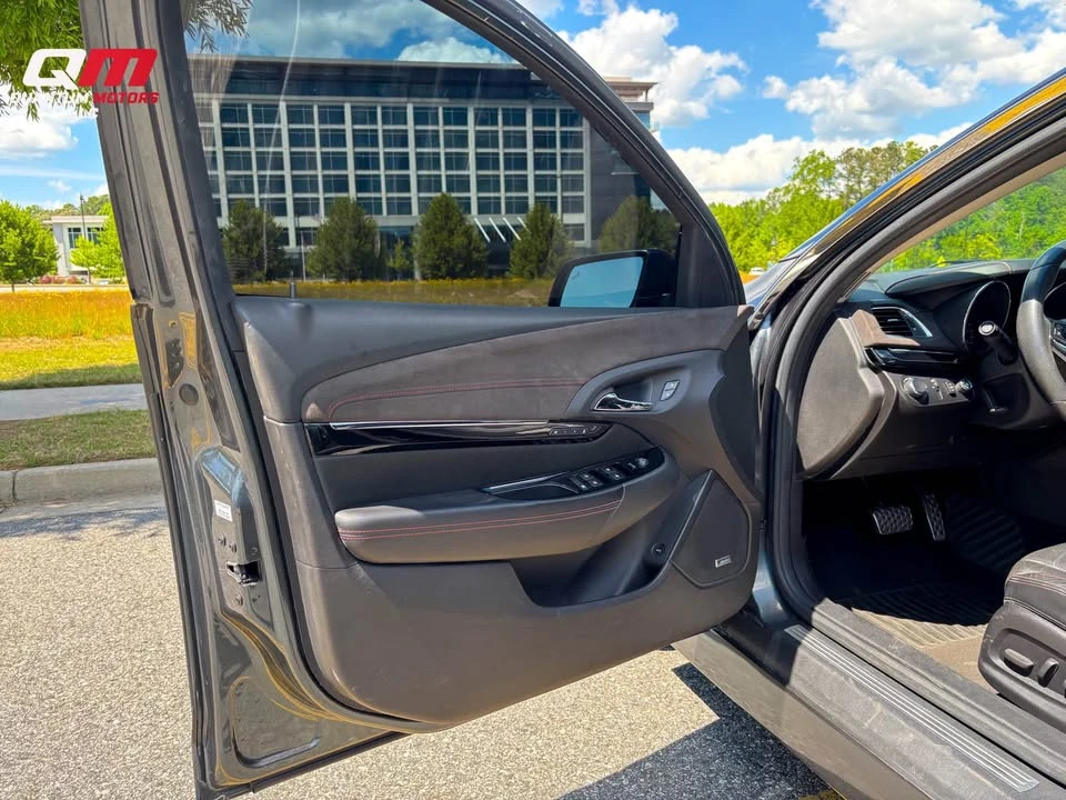 2017 Chevrolet SS - Image 11 of 20