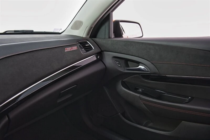 2017 Chevrolet SS - Image 27 of 31