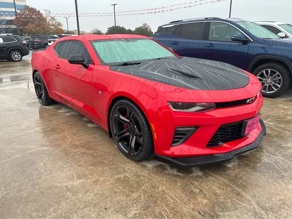 2017 Chevrolet SS - Image 2 of 4