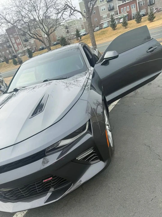 2017 Chevrolet SS - Image 5 of 10