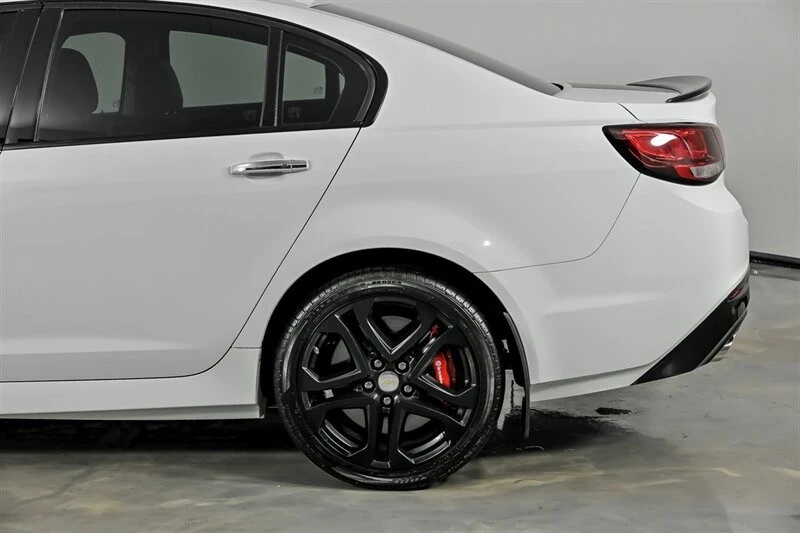 2017 Chevrolet SS - Image 10 of 21