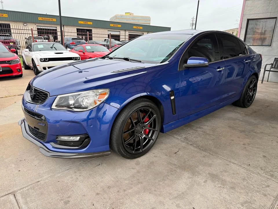 2017 Chevrolet SS - Image 2 of 14