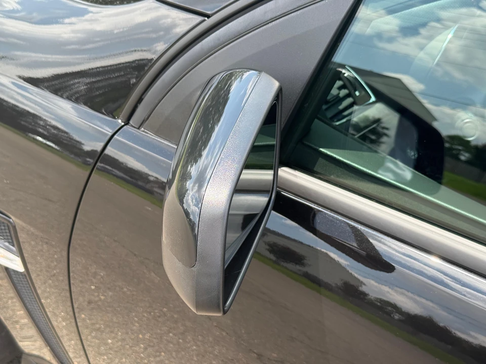2017 Chevrolet SS - Image 18 of 31