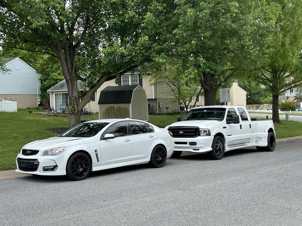 2017 Chevrolet SS - Image 2 of 11