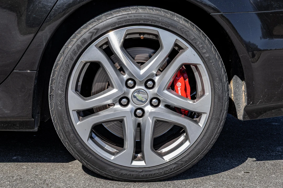 2017 Chevrolet SS - Image 18 of 31