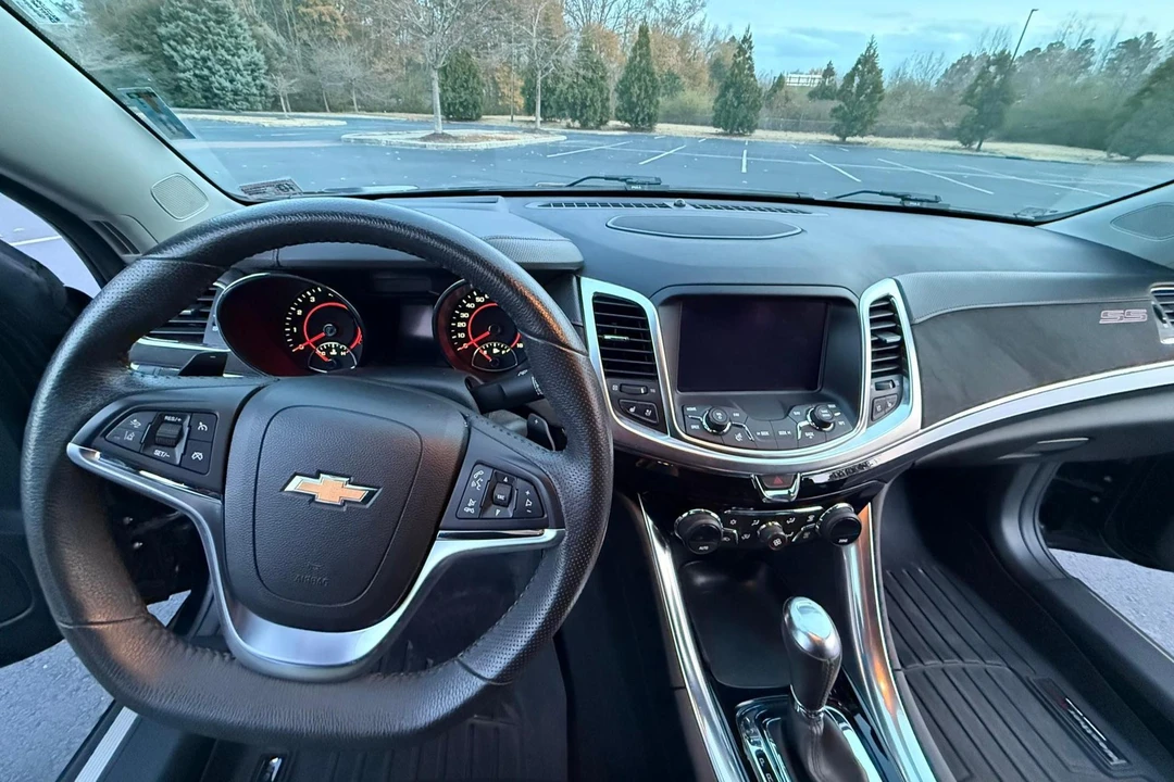 2017 Chevrolet SS - Image 16 of 31