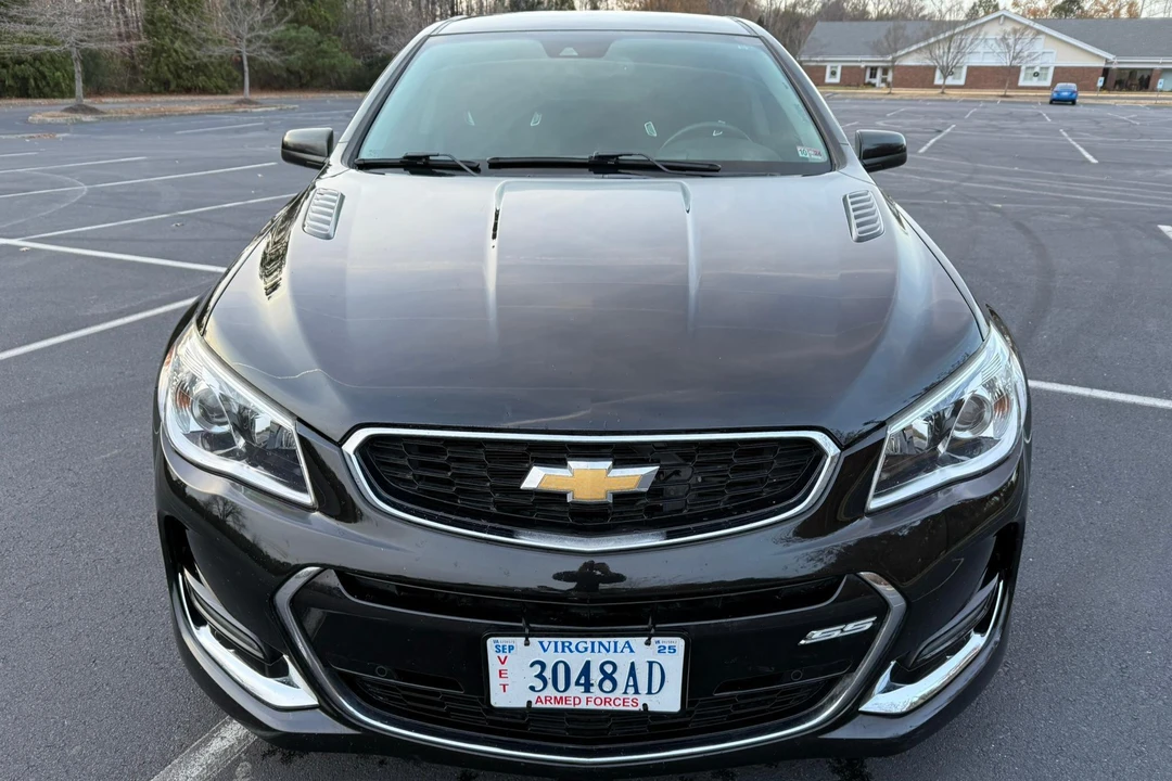 2017 Chevrolet SS - Image 2 of 31