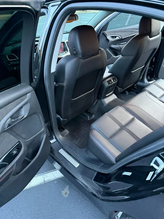 2017 Chevrolet SS - Image 29 of 31