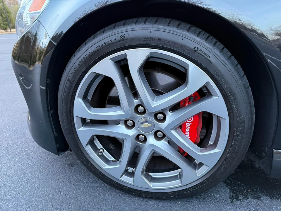 2017 Chevrolet SS - Image 12 of 31