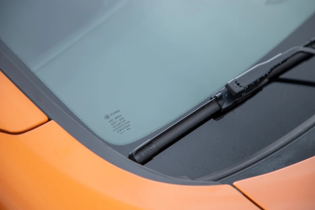 2017 Chevrolet SS - Image 29 of 31
