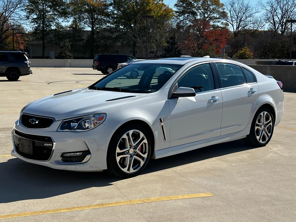 2017 Chevrolet SS - Image 7 of 31