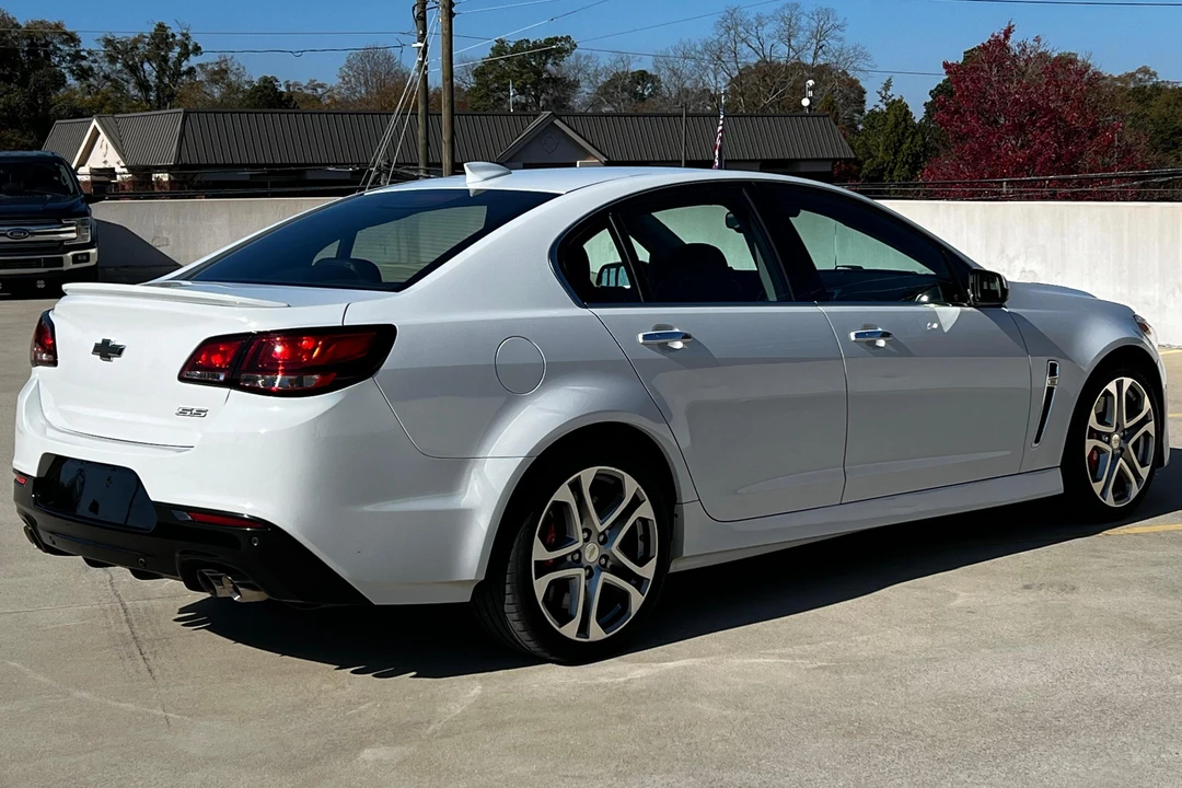 2017 Chevrolet SS - Image 4 of 31