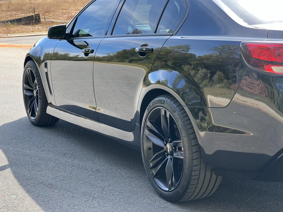2017 Chevrolet SS - Image 14 of 31