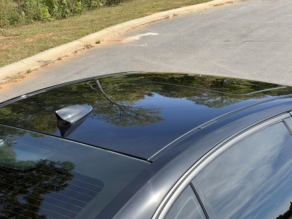 2017 Chevrolet SS - Image 24 of 31