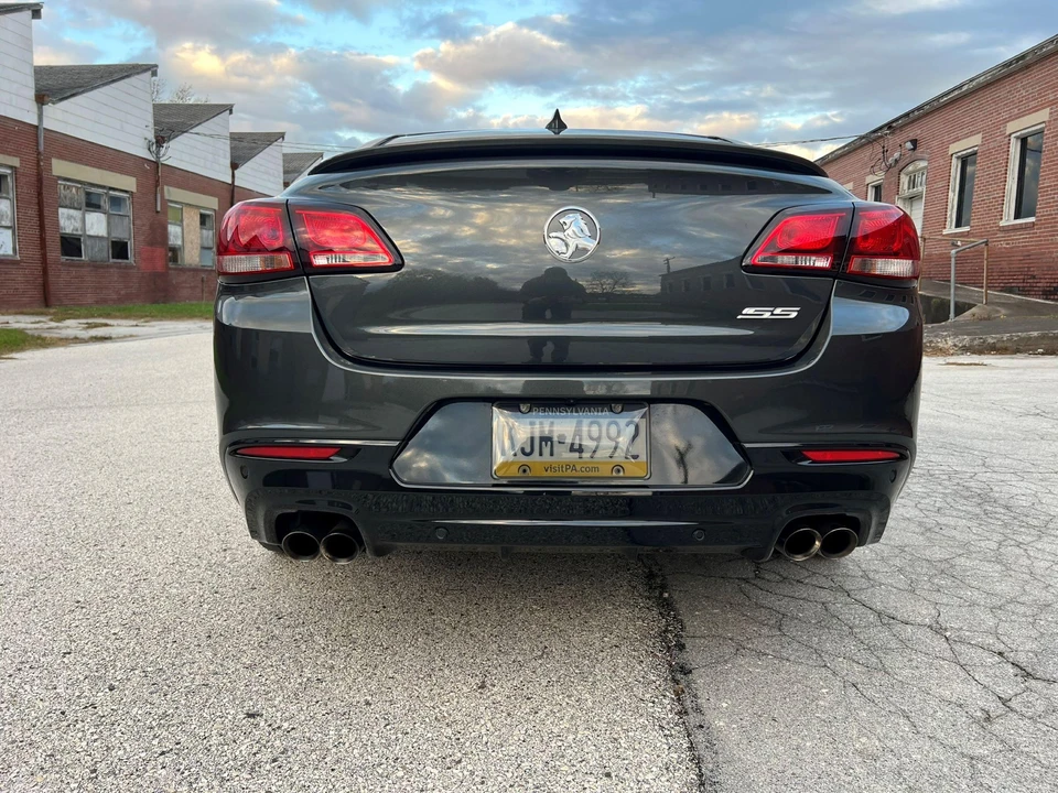 2017 Chevrolet SS - Image 10 of 31