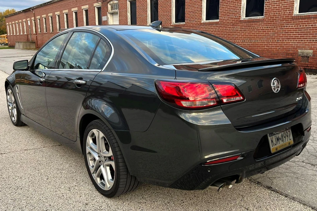 2017 Chevrolet SS - Image 4 of 31
